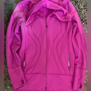 EUC Vintage Lululemon In Stride jacket - size 10